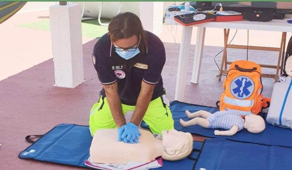 Lascari,un corso di BLSD (Basic Life Support Defibrillation)