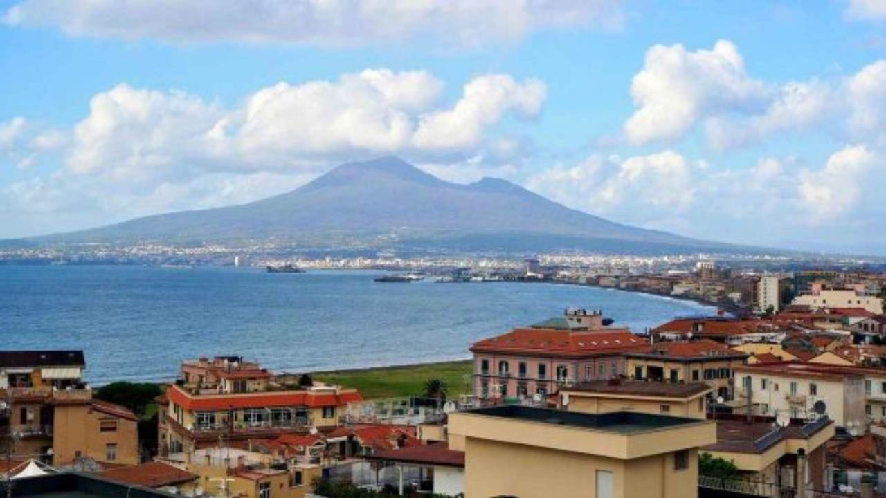 Vesuvio Napoli - Fonte Pixabay-yorick77 -madonielive.com
