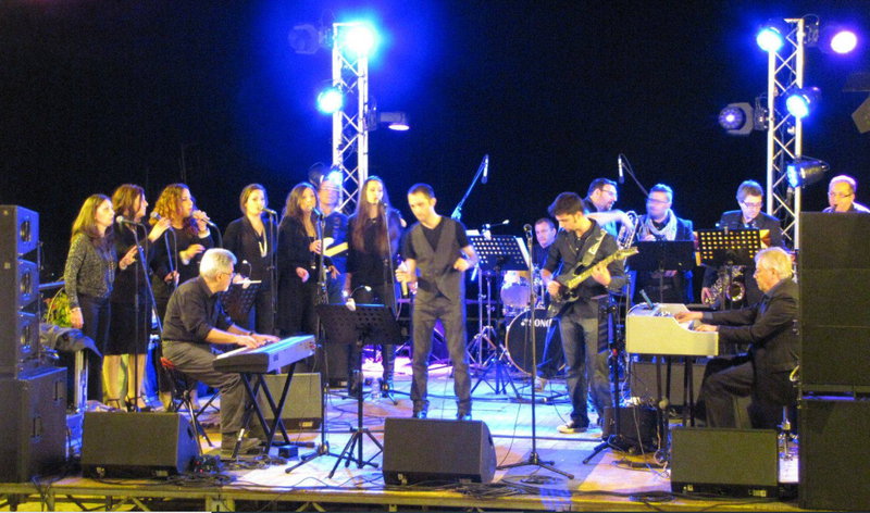 “Soul Train” della Skillie Charles Orchestra sul Lungomare di Cefalù
