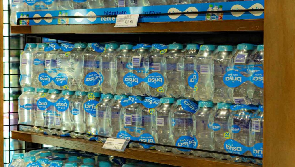 Bottiglie di acqua