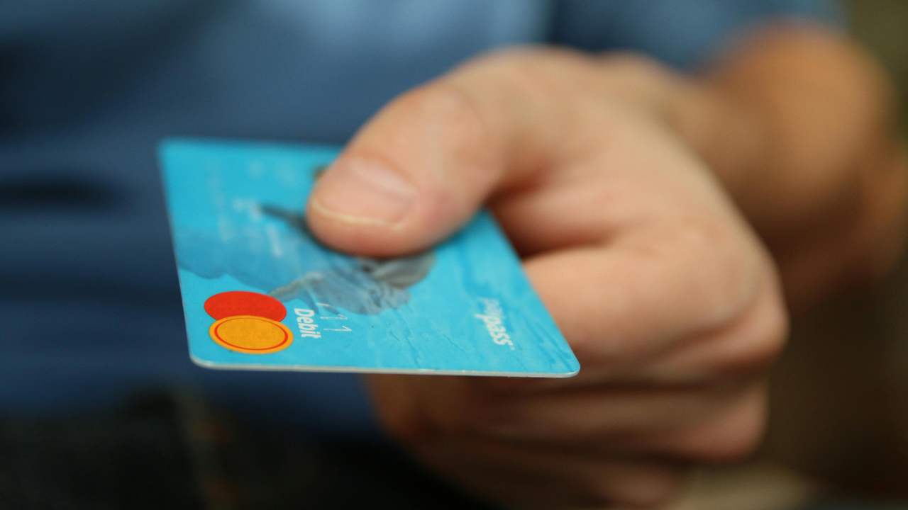 Carta di credito, quali sono quelle a rischio frodi - sardegnainblog.it - 20250915