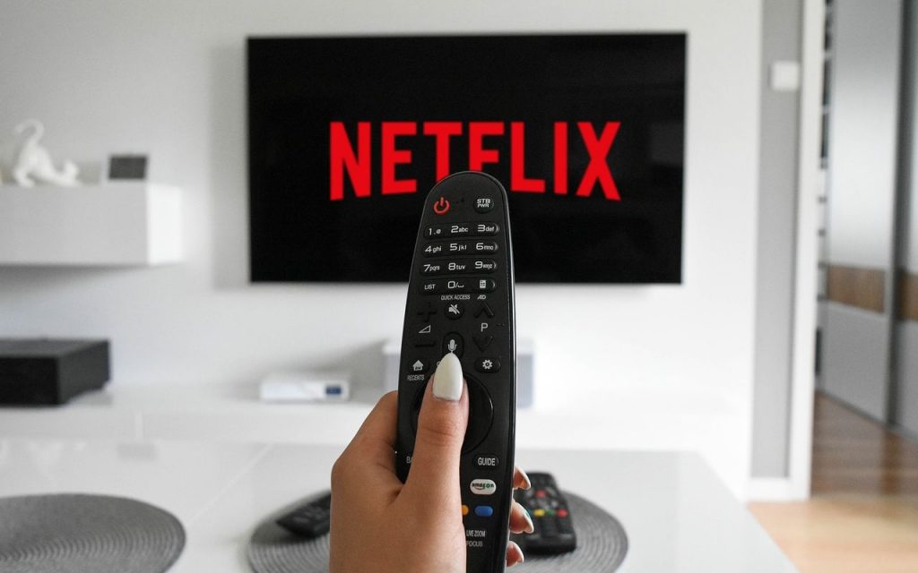 5 ottobre 2025, inizia l’era dell’intrattenimento GRATUITO | Netflix, Disney+ e Co. messe all’angolino: vedi tutto e non paghi nulla