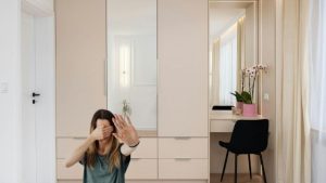 Stop all'armadio in casa