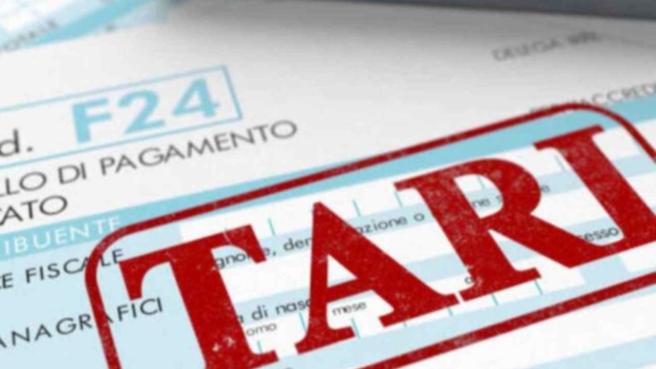 Tari, arrivano sconti ed esenzioni per le famiglie in difficoltà: ecco chi ne ha diritto