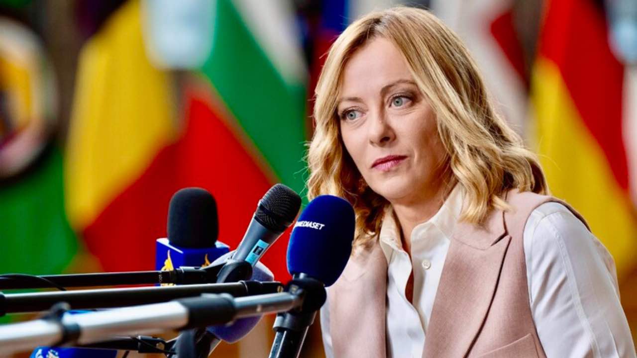 Giorgia Meloni - Madonielive