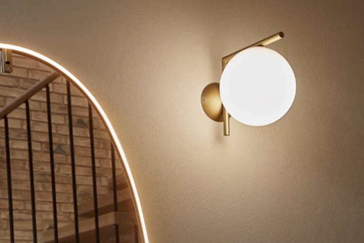 Lampada - madonielive