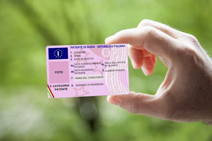 Patente b - madonielive